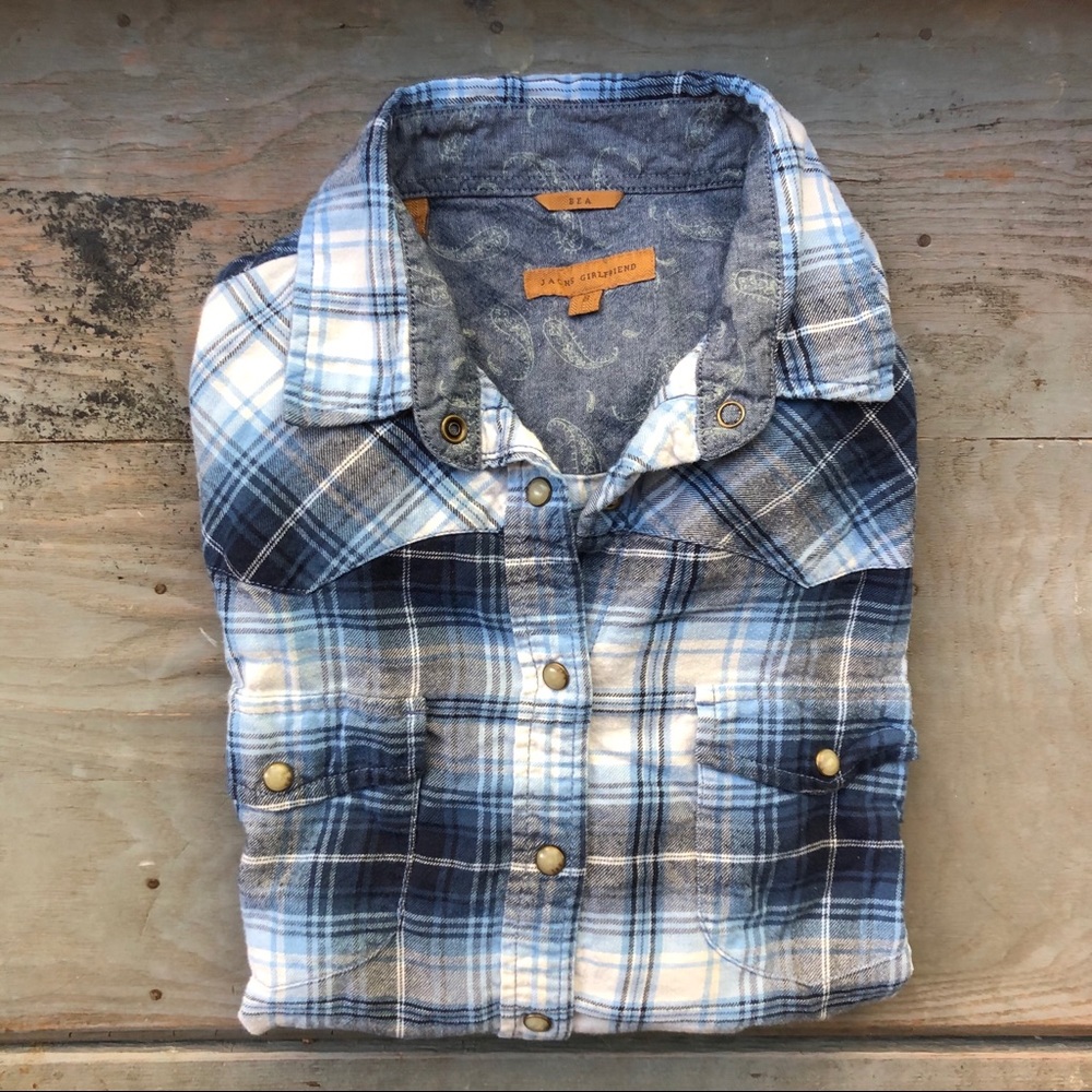 Jach’s Girlfriend “Bea” button you plaid shirt